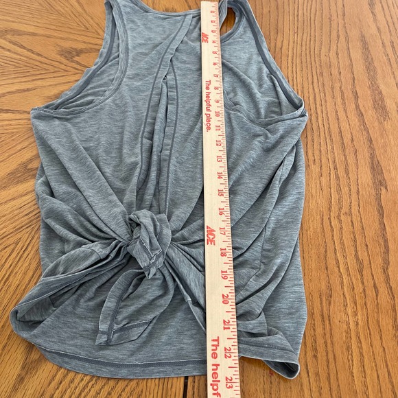 Gap Workout Tank Top Women Sz S Slightly used - Picture 3 of 5